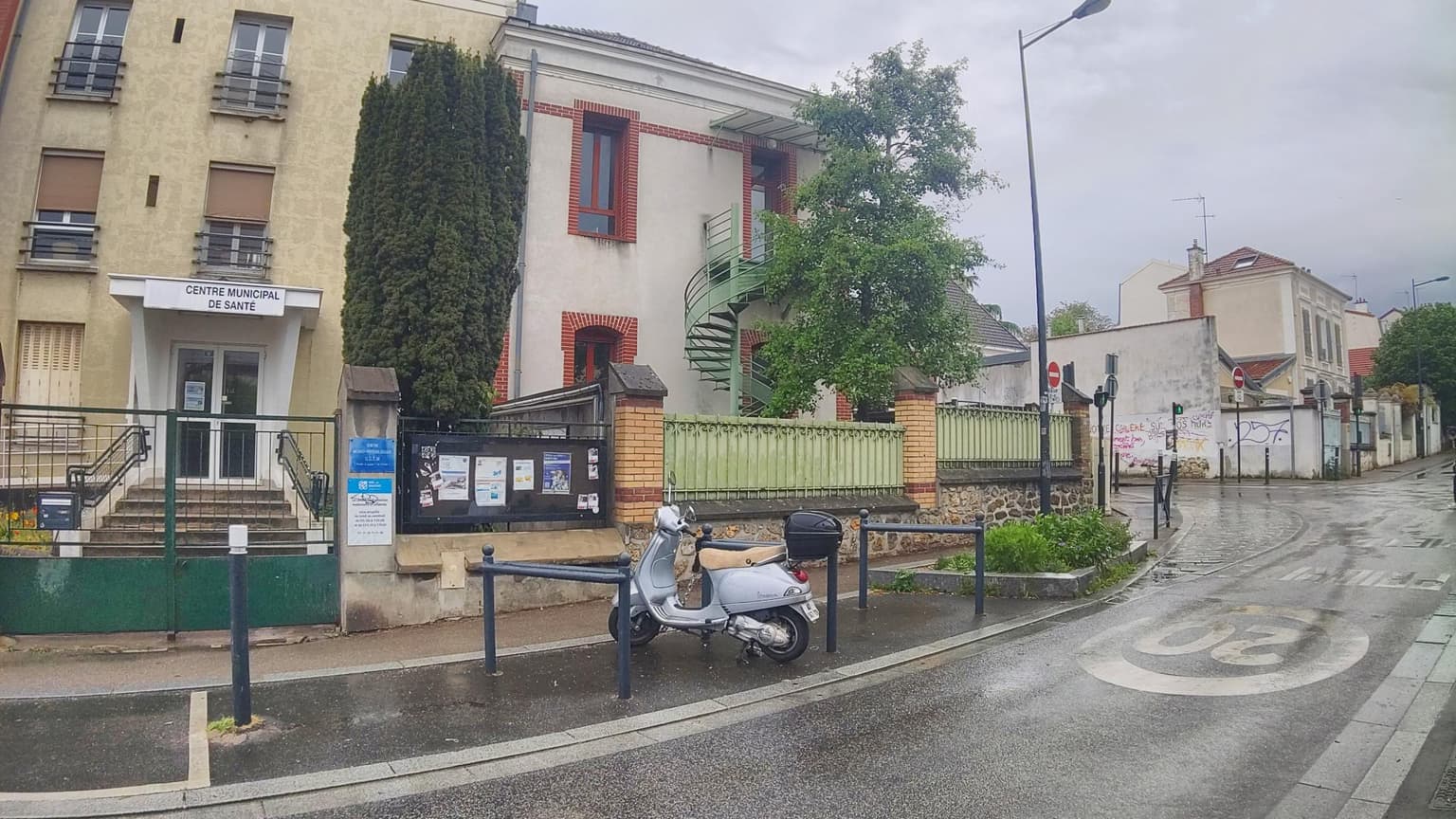 Photo de 13 RUE EMILE ROUX