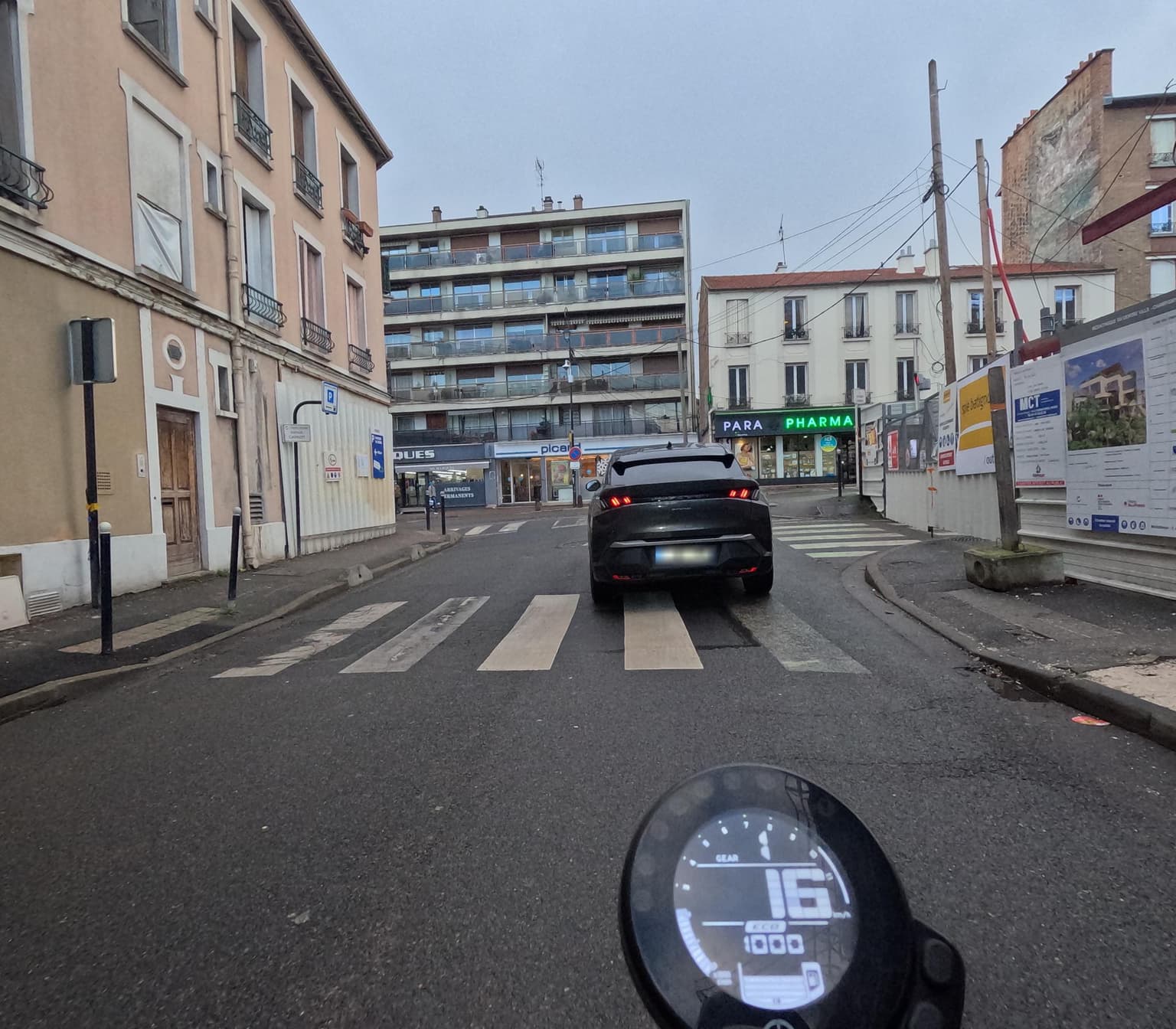 Photo de Place Lénine - emprise APUR 940233037