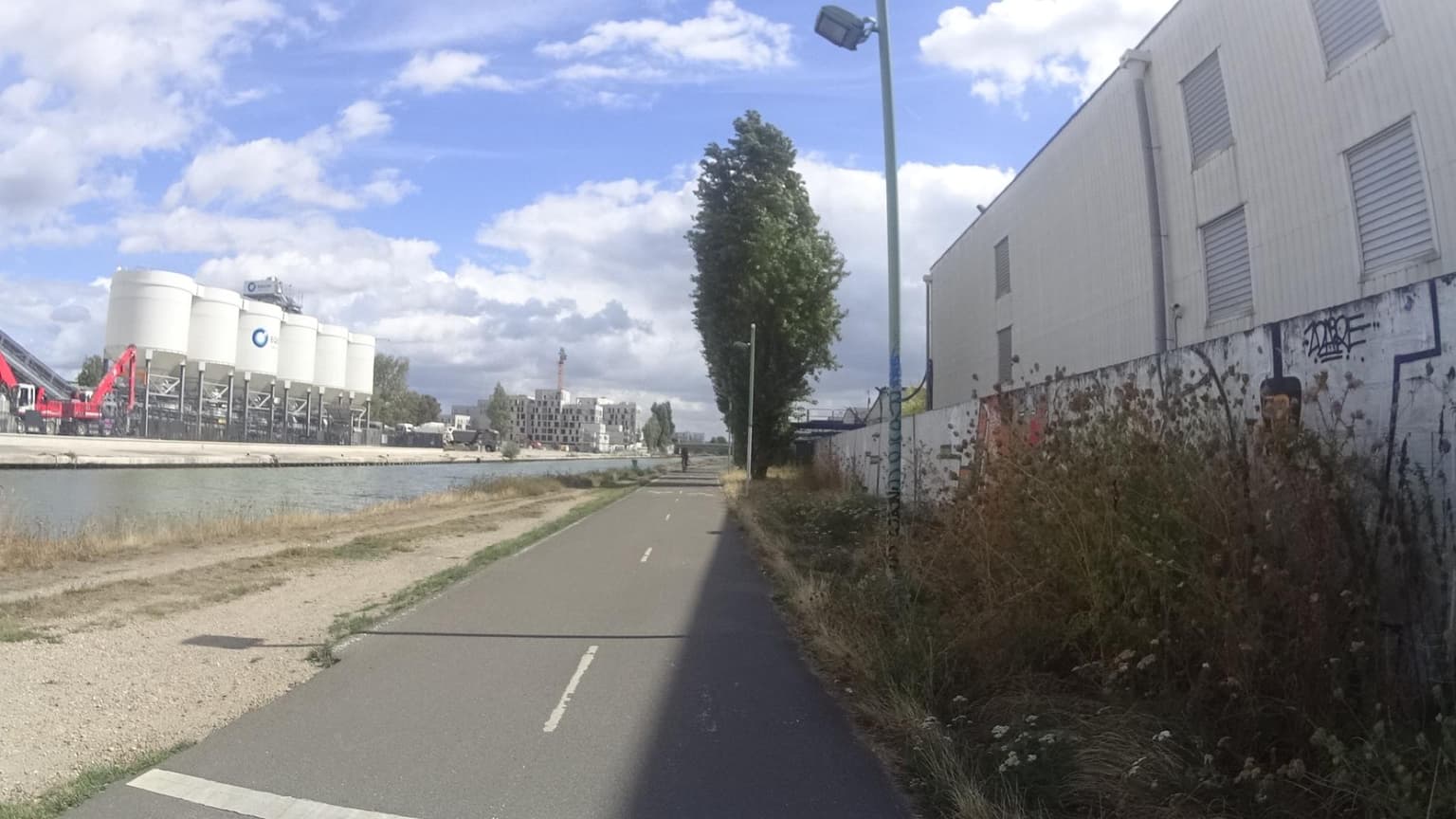 Photo de Avenue Gallieni Canal - emprise APUR 930081404