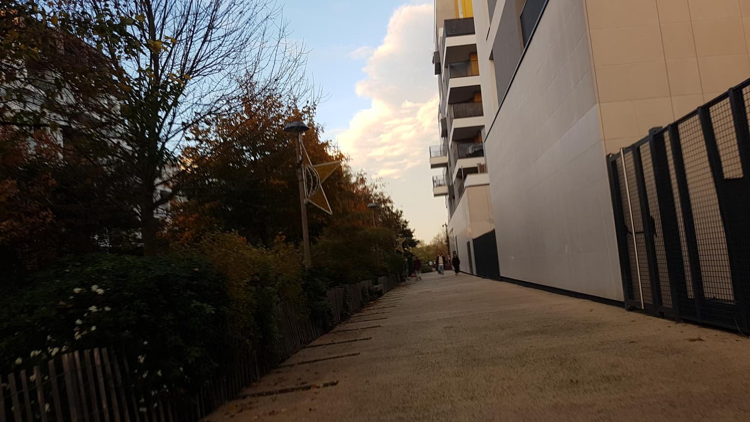 Photo de 61-69 RUE DES BONS RAISINS