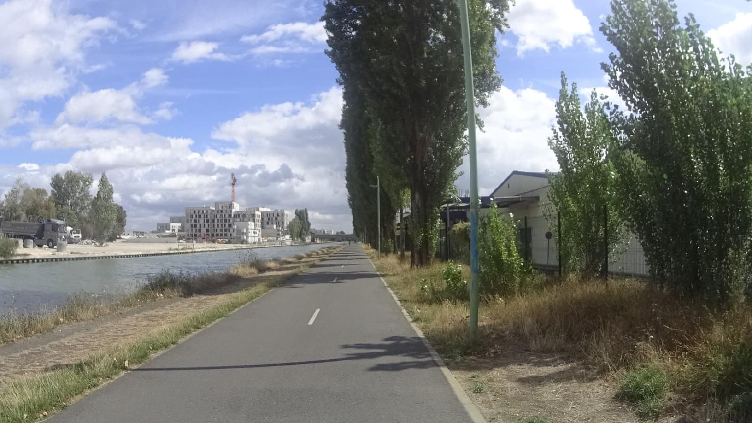 Photo de Avenue Gallieni Canal - emprise APUR 930177768