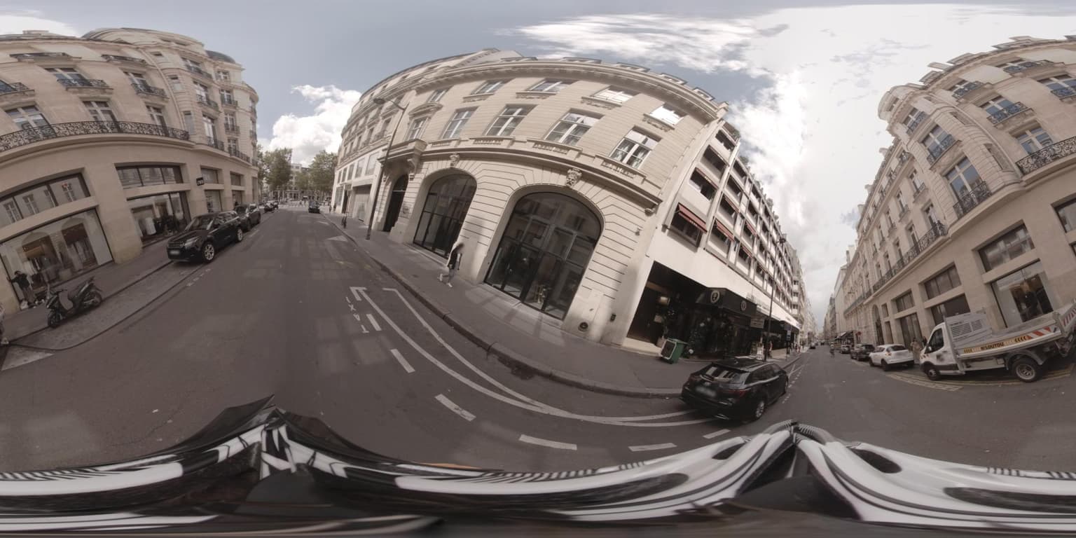 Photo de 92 AVENUE DES CHAMPS ELYSEES