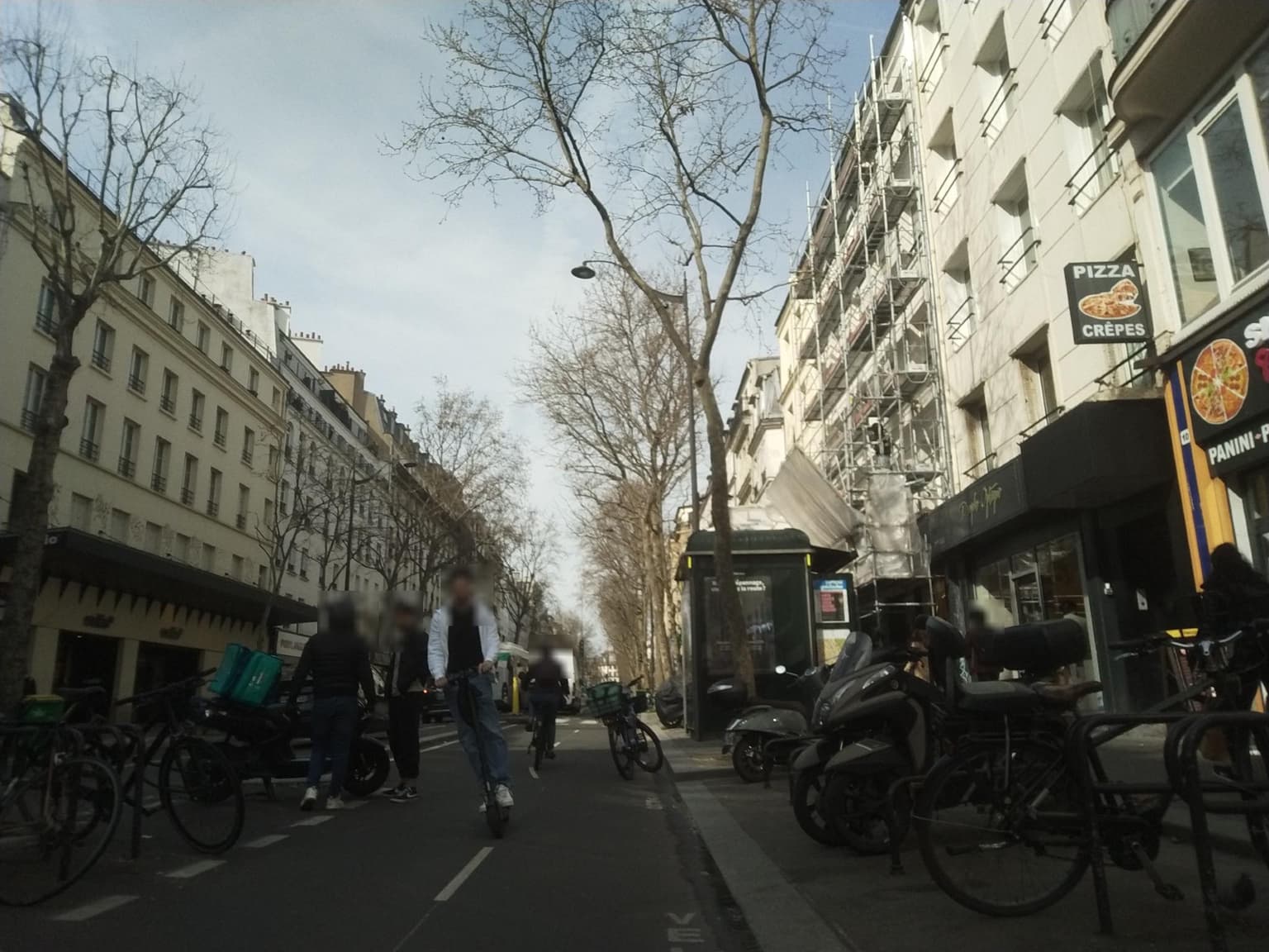 Photo de 8 AVENUE DE CLICHY