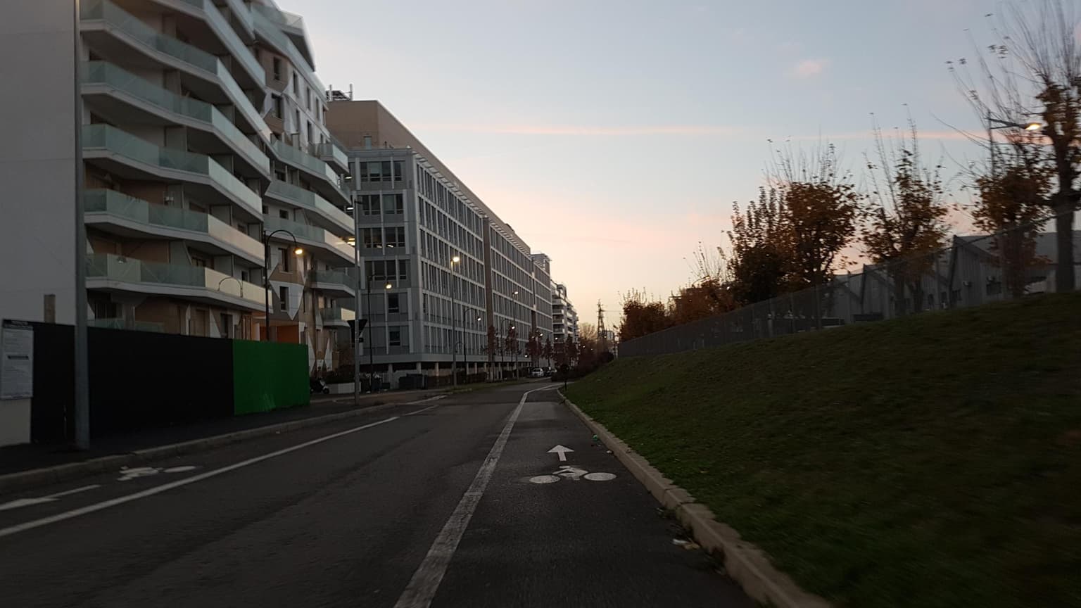 Photo de 2-4-6 RUE HENRI STE CLAIRE DEVIL