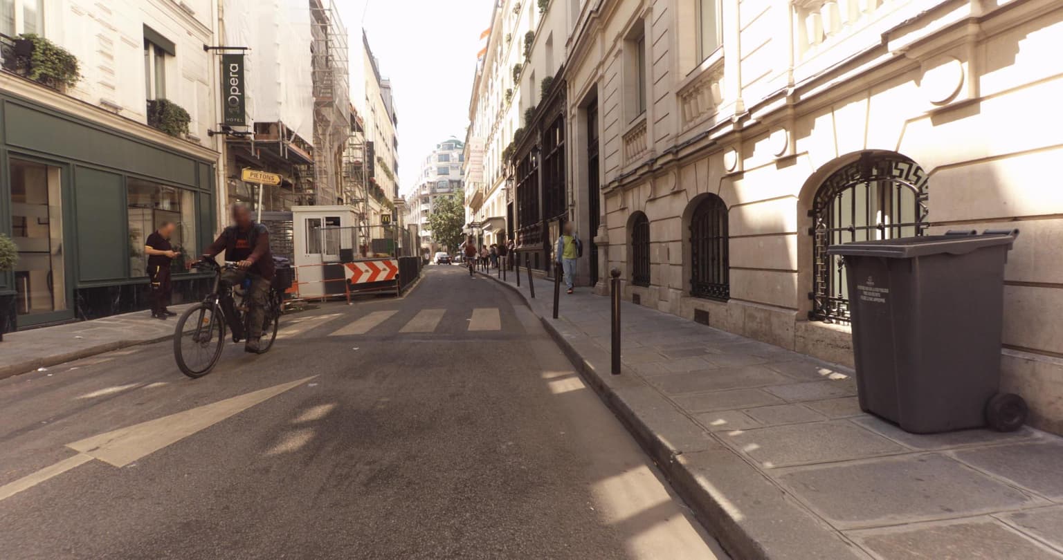 Photo de 11 RUE DU HELDER