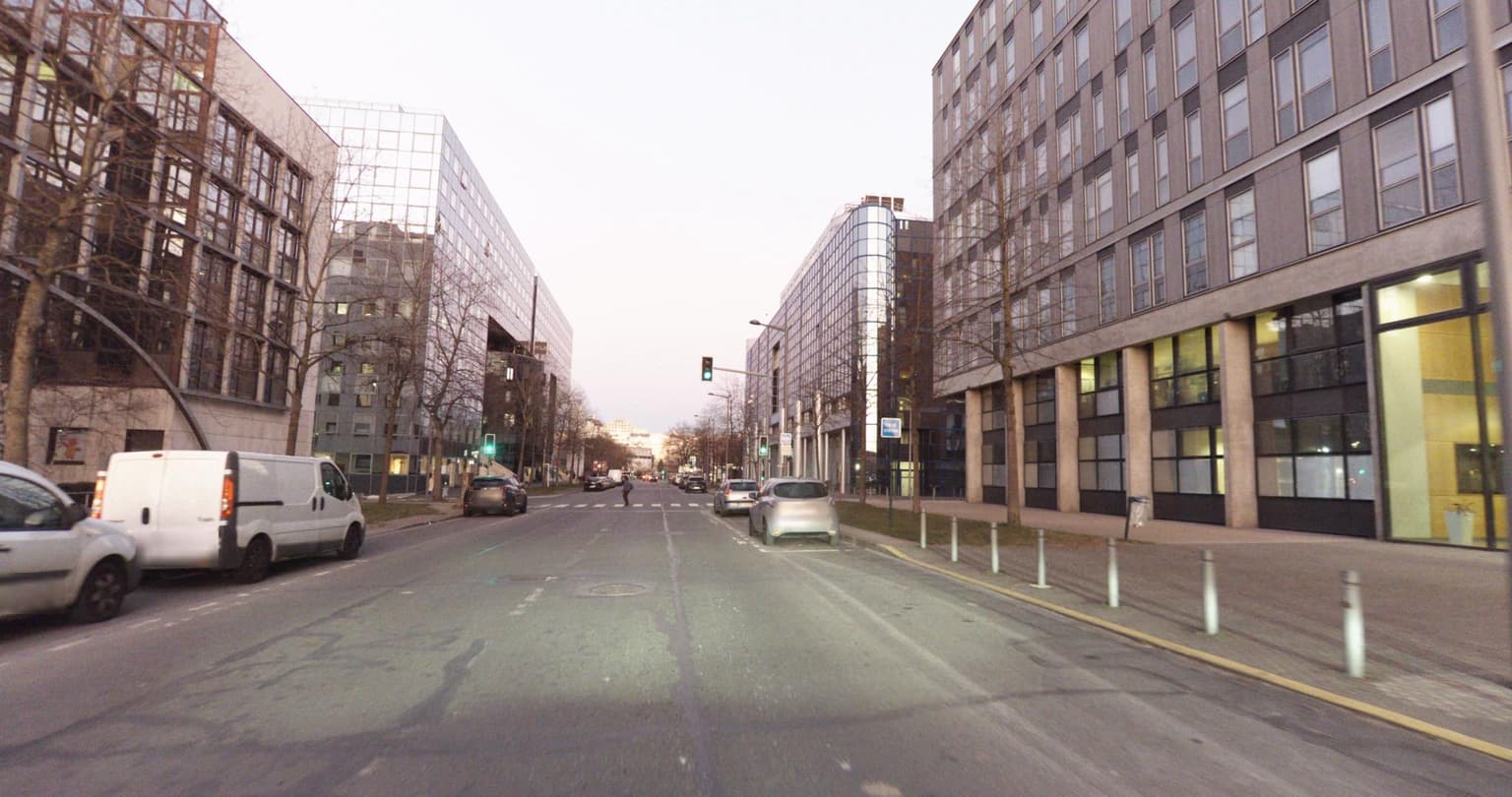 Photo de Esplanade de la commune de Paris - Mont d'Est - emprise APUR 930363235