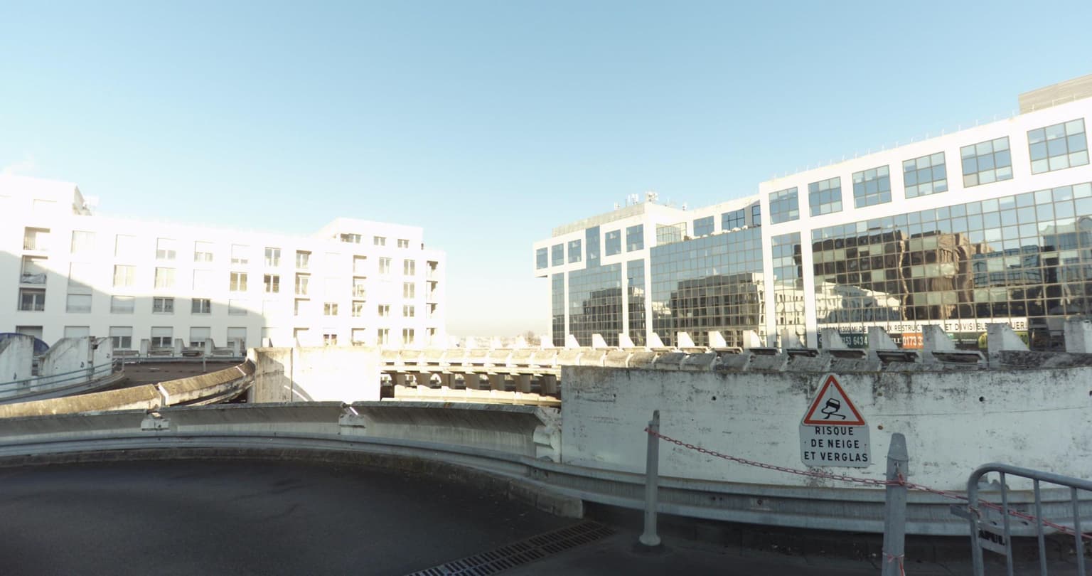 Photo de Esplanade de la commune de Paris - Mont d'Est - emprise APUR 930363239