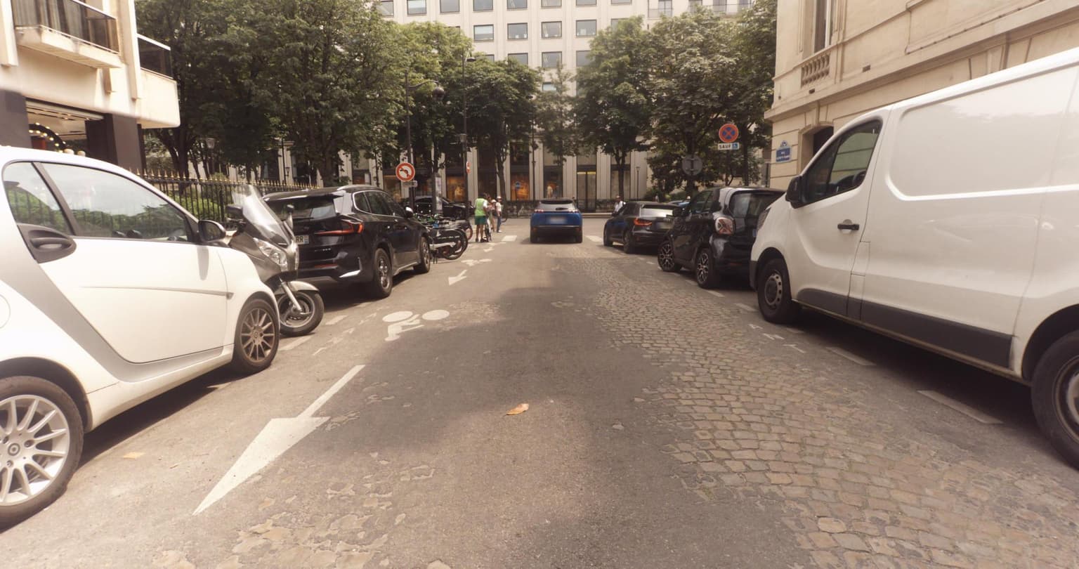Photo de 31 AVENUE MONTAIGNE