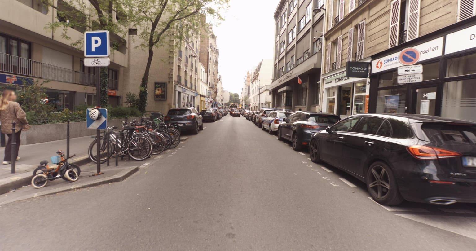 Photo de 24 RUE LOUIS BLANC